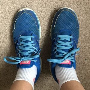 Nike blue flex experience run 3 sneakers